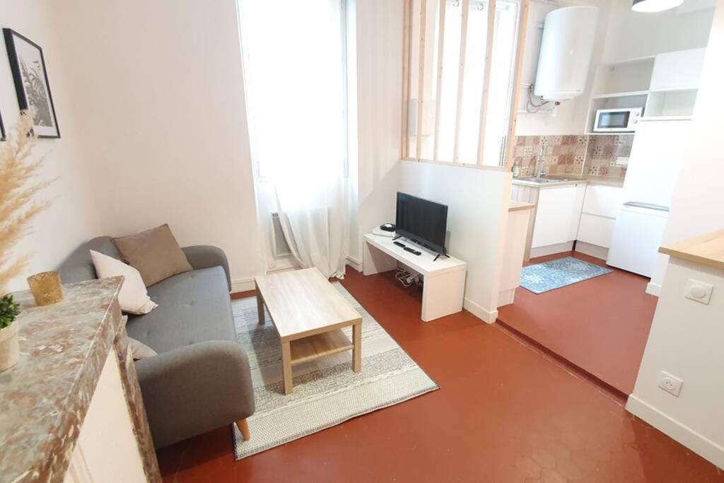 몽뗄리마 T2 Cosy Au Calme,Entree Autonome,Centre Historique 아파트 외부 사진